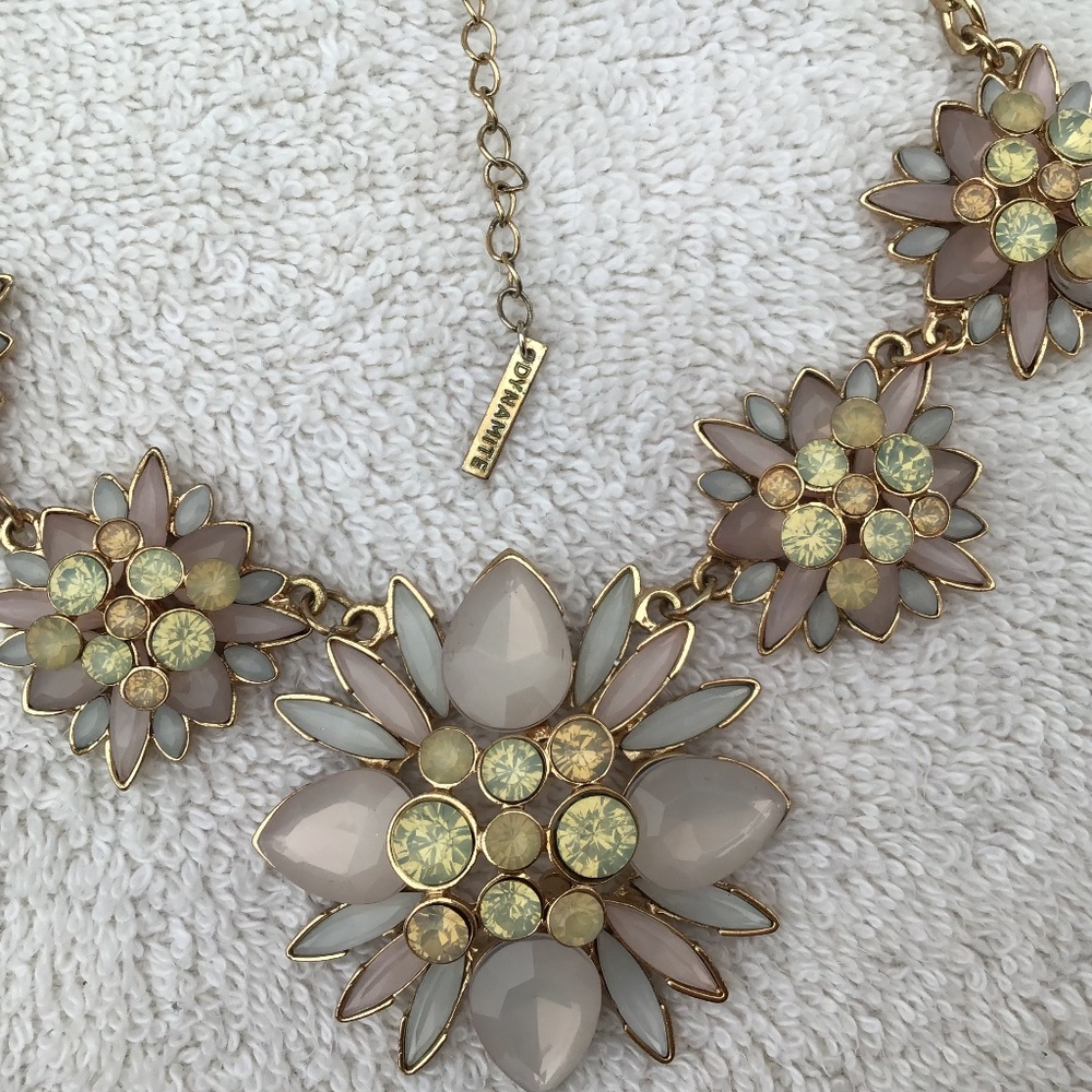 Dynamite Statement necklace🎁Free gift - Picture 3 of 6